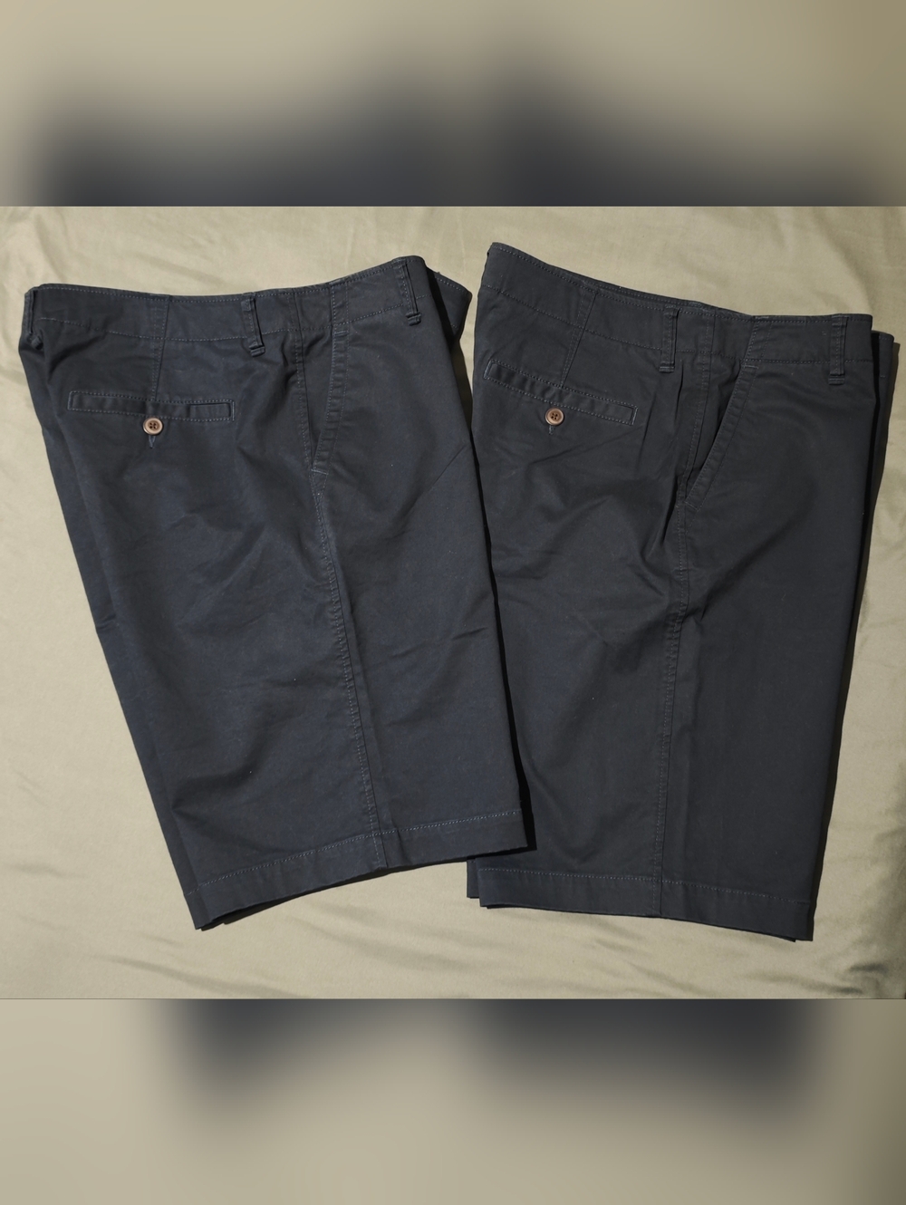 NWOT 2 Pairs of Aeropostale Men’s Dark Blue Flat-Front Casual Shorts Size 32